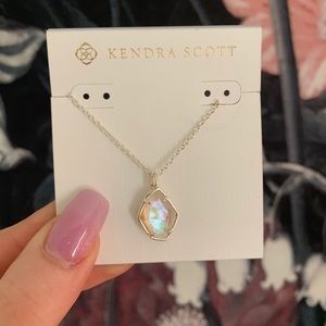Kendra Scott Silver Pendant Necklace w/ MOP